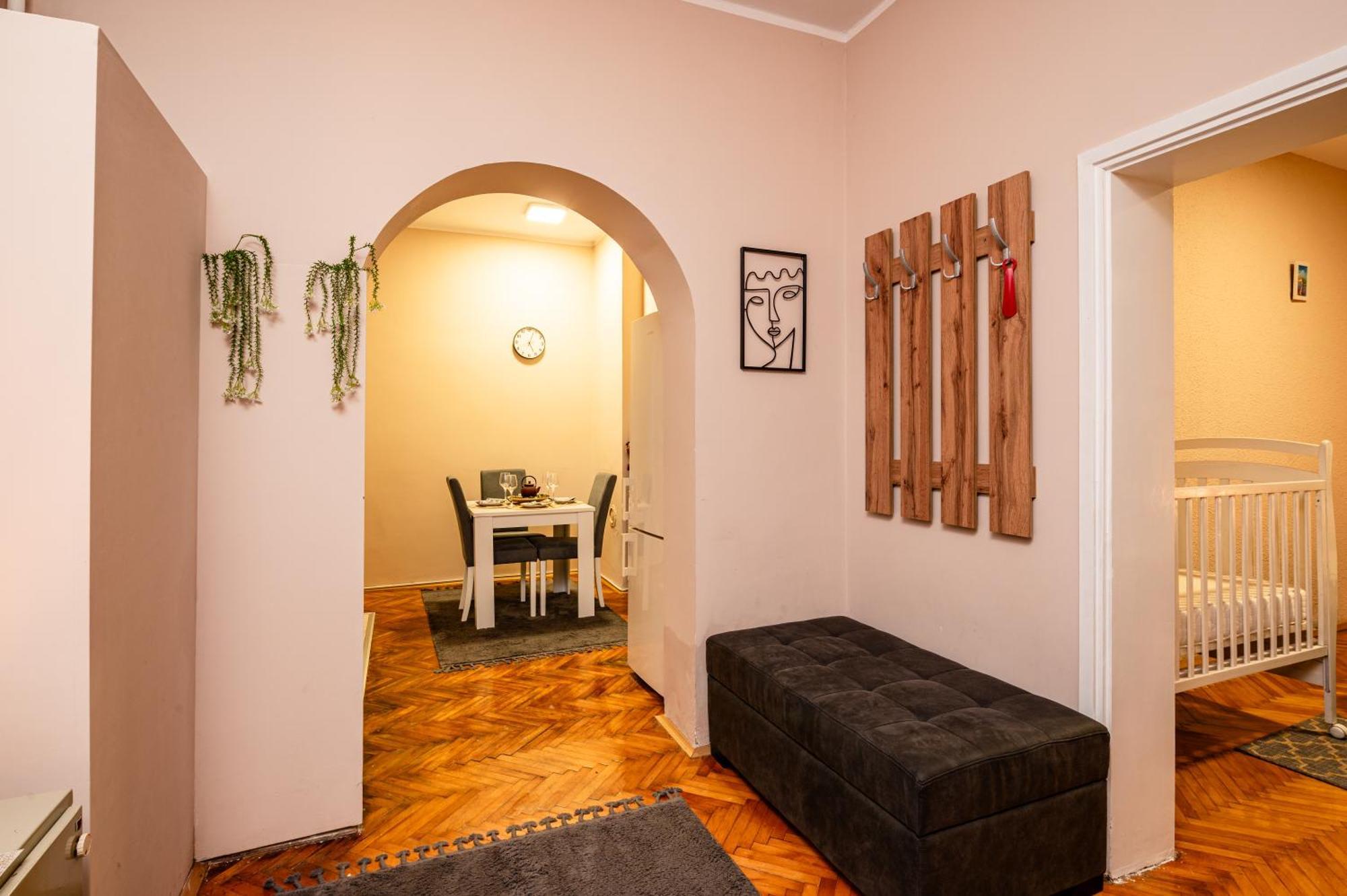 Cozy Apartment In City Center Belgrade Exterior photo